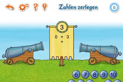 Zwei Kanonen auf einer Wiese im Spiel "Conni Mathe 1. Klasse"; Bild: Carlsen Verlag Zwei Kanonen auf einer Wiese im Spiel "Conni Mathe 1. Klasse"; Bild: Carlsen Verlag