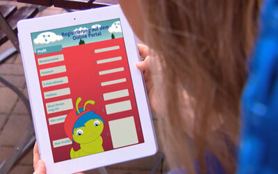 Szene aus dem Video; Bild: fragFINN