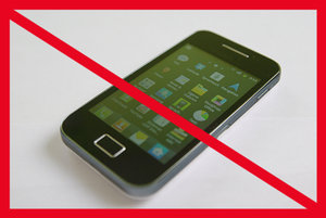 Verbot von Smartphones; Rechte: Internet-ABC