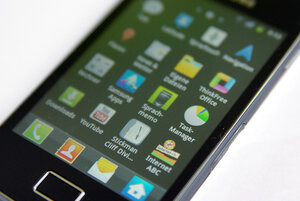 Apps auf einem Smartphone; Bild: Internet-ABC