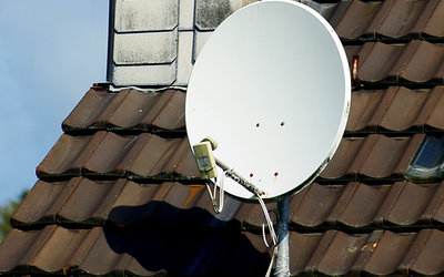 Satellitenschüssel; Bild: Internet-ABC