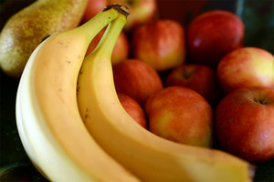 Krumme Bananen; Bild: Find-das-Bild.de / Michael Schnell